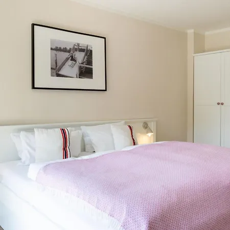Boutique-Hotel Strandhaus Ahrenshoop 4*