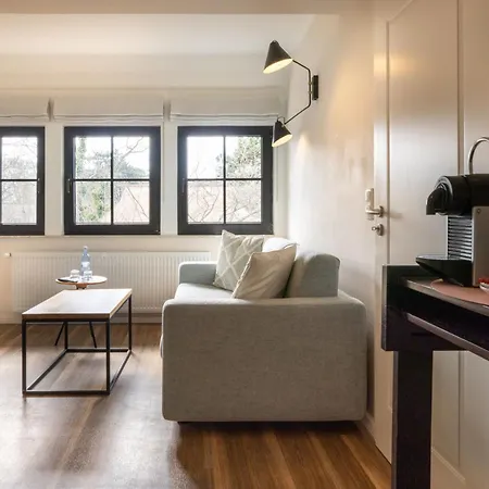 Strandhaus Boutiquehotel 4* Аренсхоп