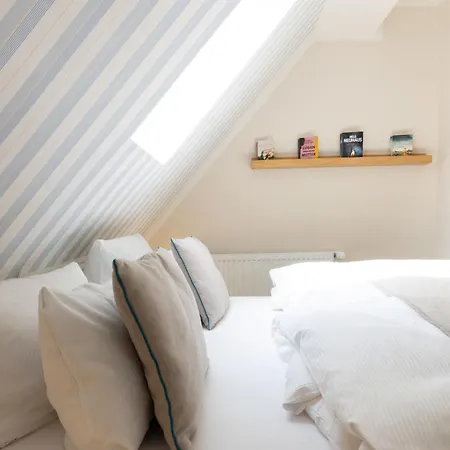 Boutique-Hotel Strandhaus Ahrenshoop Отель