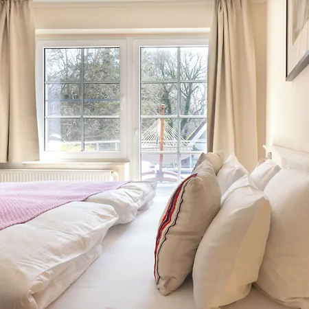 Boutique-hotel Strandhaus Hotel 4*